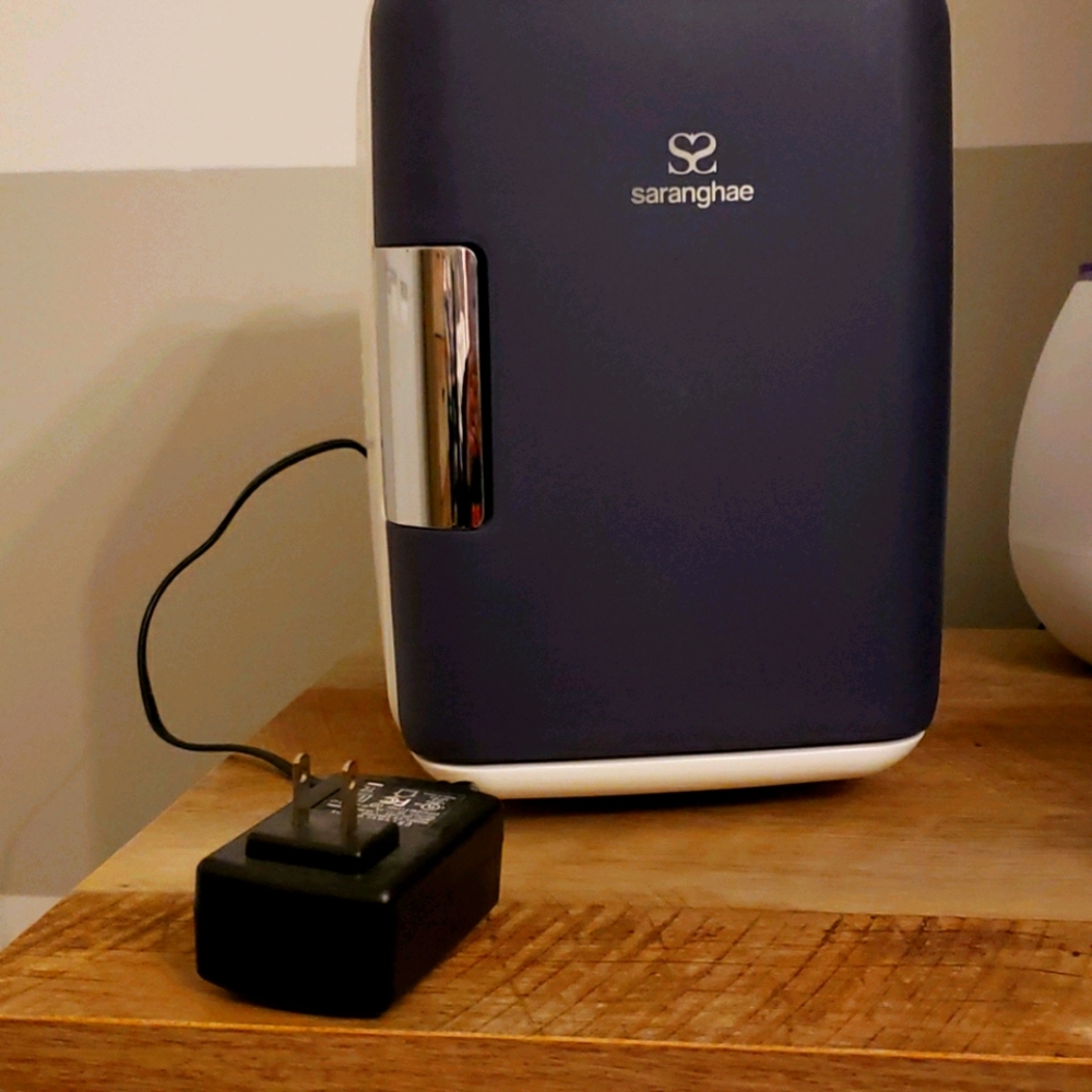 Saranghae mini face product fridge
